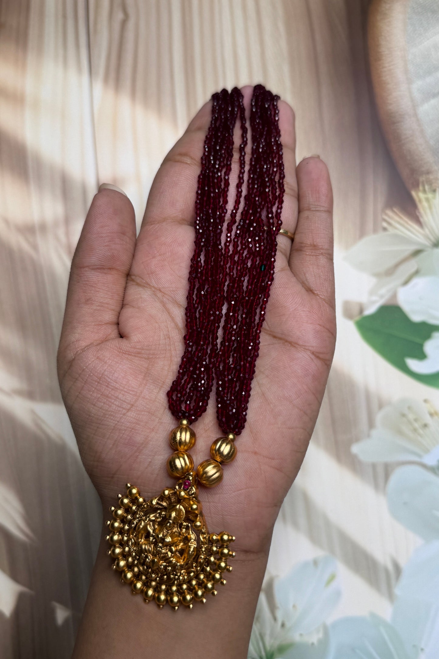 Beads Neckpiece With Earrings