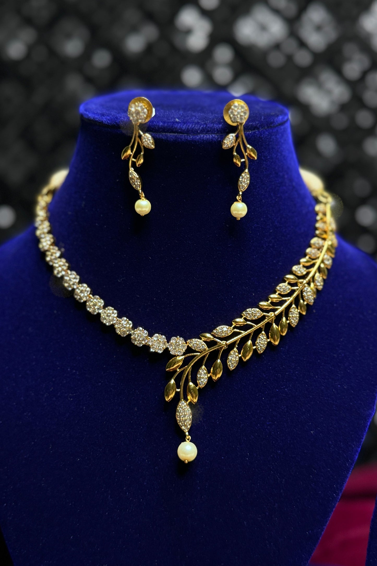 Premium necklace with Earrings