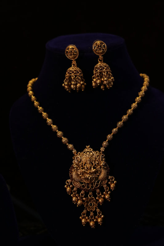 ANTIQUE GOLD LAKSHMI NECKLACE